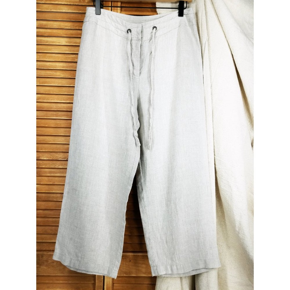 Valerie Stevens Capri Pants